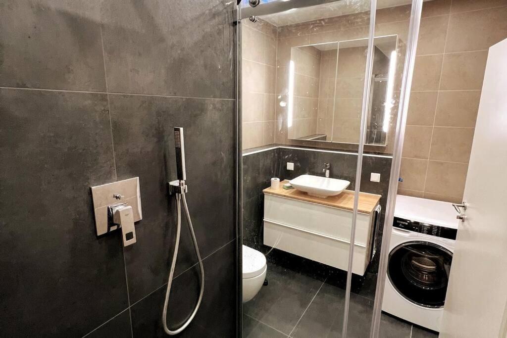 Lovely Flat Relax Near City Center Nuremberga Exterior foto